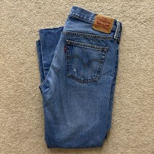 Levi’s mid rise jeans